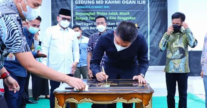 Bupati Ogan Ilir,Beserta Staf Hadiri Peresmian Gedung Majelis Daerah