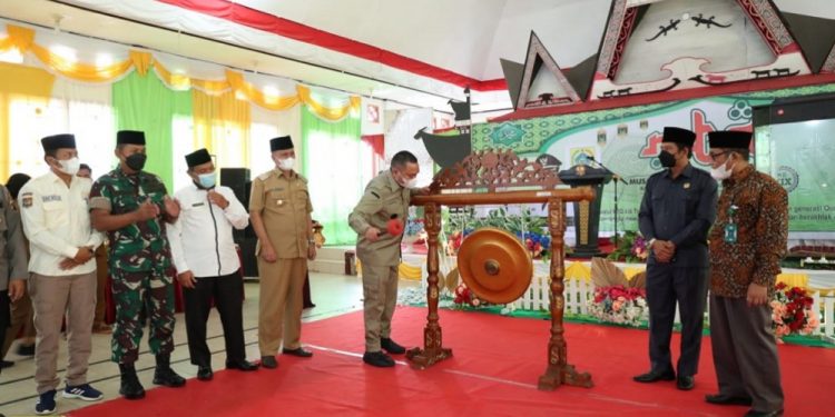 Buka MTQ Kabupaten Pakpak Bharat Bupati : Mari Kita Jaga Kerukunan