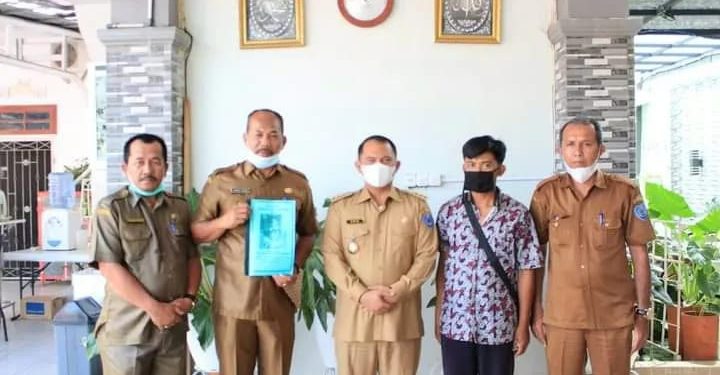 Bupati Labuhanbatu  Berikan Bantuan Perobatan Kepada Nurul Aisyah