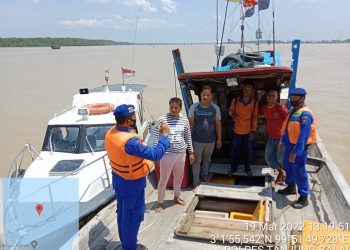 Sat Pol Airud Polres Tanjungbalai Lancarkan  Patroli Perairan, Cegah Keluar Masuk Barang Haram  Melanggar Hukum.