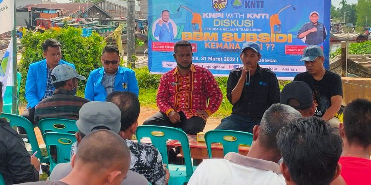 DPD KNPI ENERGI OF HARMONI Kota Tg.balai Bersama KNTI Perjuangkan Nelayan Tradisional Untuk Mendapat BBM Bersubsidi