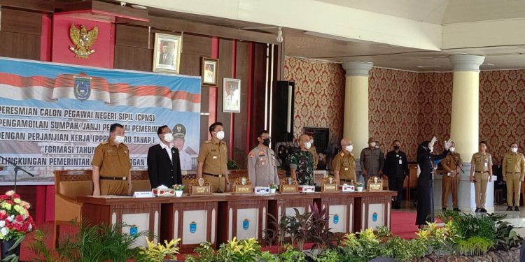 Bupati Ogan Ilir Lantik CPNS dan P3K, Perjuangan Ade Saputera Salah Satu Peserta P3K Luar Bisa