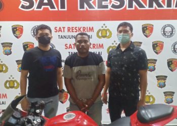 Aneh Tapi Nyata   Sepeda Motor di Tukar Dengan Kain Lap, Modus Test Drive