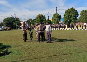 Apel Gelar Pasukan, Operasi Ketupat Nala 2022 di Depan Kantor Polres Seluma, Siap Ciptakan Rasa Aman dan Nyaman Idul Fitri 2022