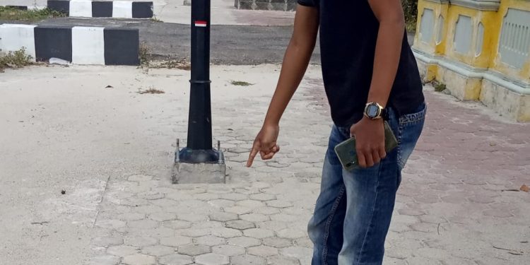 Bangunan Trotoar Berbiaya Rp.1,7 Milyar Sudah Rusak, Ada Apa ?