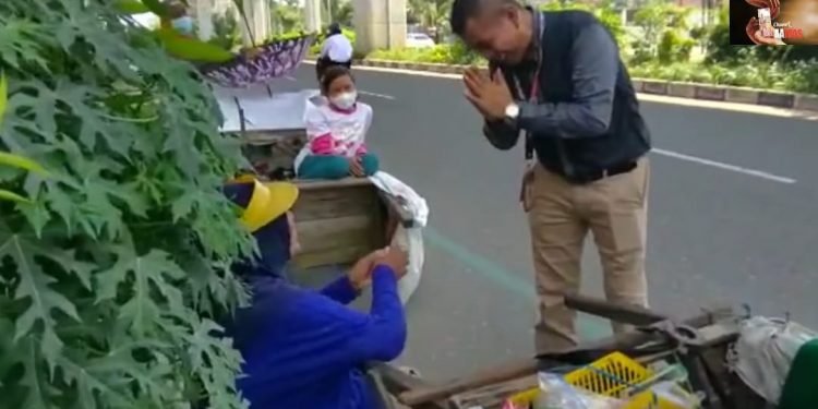 Amin Tras Ketua Advokat Palembang Berbagi Dibulan Puasa