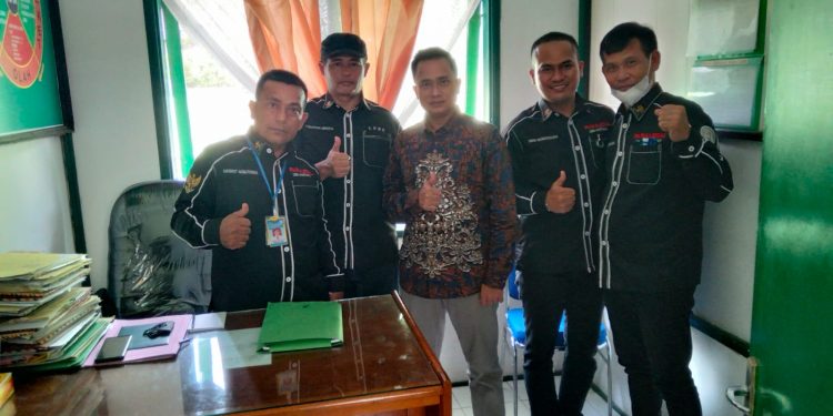 Pengurus Cabang LBHK – Wartawan Kabupaten Berau, Audiensi Dengan Dandim 0902/Berau, Bersama Ciptakan Keamanan