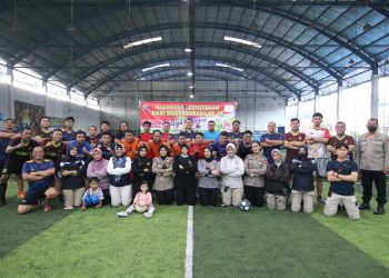 Dalam Rangka HUT Bhayangkara ke – 76 Polda Kaltim Gelar Futsal Gembira, Bid Humas Vs Wartawan Tingkatkan Sinergitas