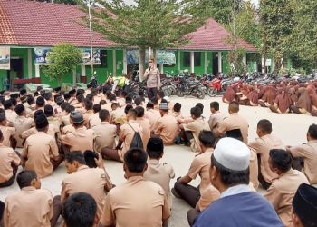 Waka Polsek dan Kagatur Pos Lantas Bilah Hulu Laksanakan Dikmas Lantas go to school