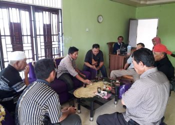 Pimpinan Al Madinah Islamic Boarding School Solok H.Gufrani Sambangi Kantor LBHK-Wartawan