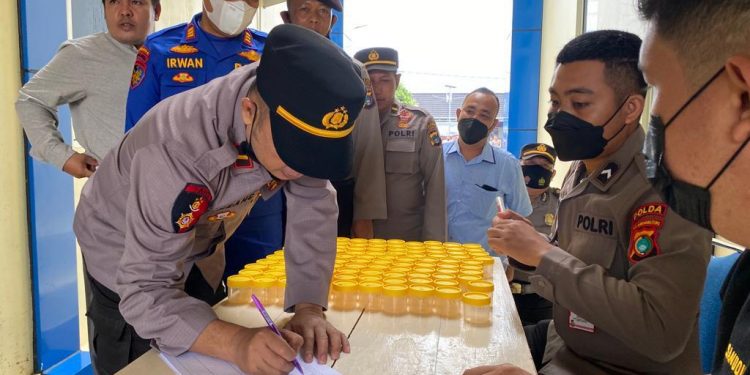 Bid Propam Polda Kep. Babel Test Urin dan Gelar Gaktiblin di Polres Pangkalpinang