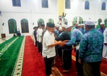 Sekdakab Labuhanbatu Sambut Kedatangan Jamaah Haji Asal Labuhanbatu di Mesjid Al-Ikhlas Rantauprapat