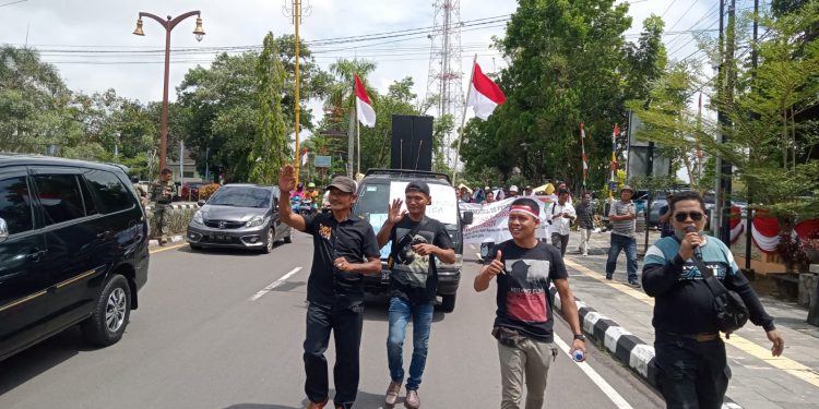 Gara-Gara Kas Muba Kosong, Kontraktor Se-Muba “Ngamuk” Minta Kepala BPKAD Segera Dicopot