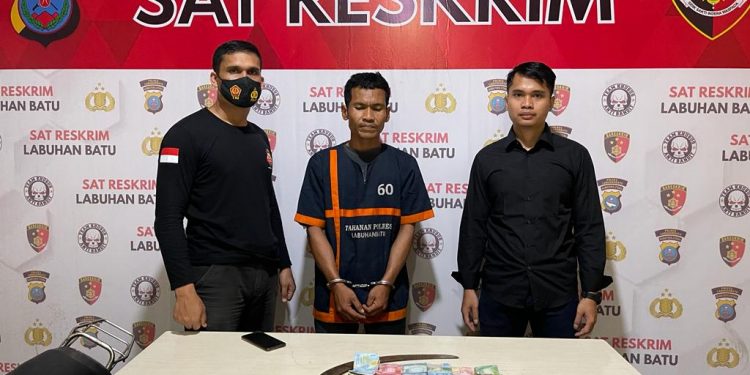 Gasak 37 Jt dan 3 Hp, Seorang Pencuri Berhasil Dibekut Satreskrim Polres Labuhanbatu Setelah Mengancam Petugas Dengan Sajam