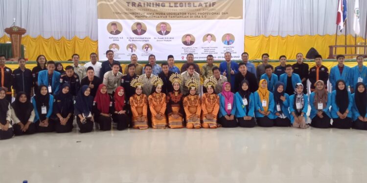 Training Legislatif Dewan Perwakilan Mahasiswa (DPM)