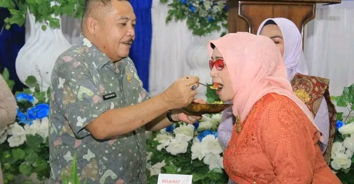 Wakil Bupati Peringati Hari Ibu ke – 94 tahun 2022, Pemkab Labuhanbatu.Melalui Dinas Pemberdayaan Perempuan Dan Perlindungan Anak (DPPPA) Di Aula Asrama Haji Rantau Prapat