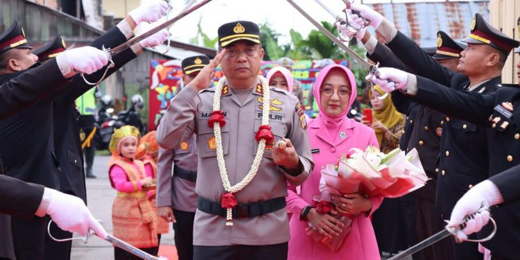 Masuk Polres Langsa AKBP Muhammadun Disambut Dengan Tarian Ranup Lampuan