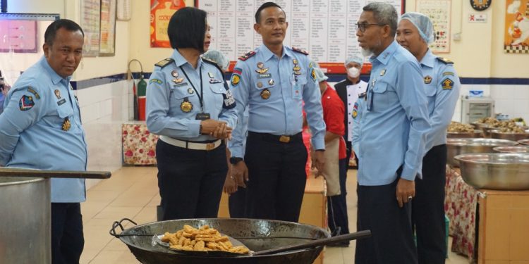 Kunjungan Kerja Inspektur Jenderal Kemenkumham RI di Lapas Narkotika Kanwil Kemenkumham DKI Jakarta.