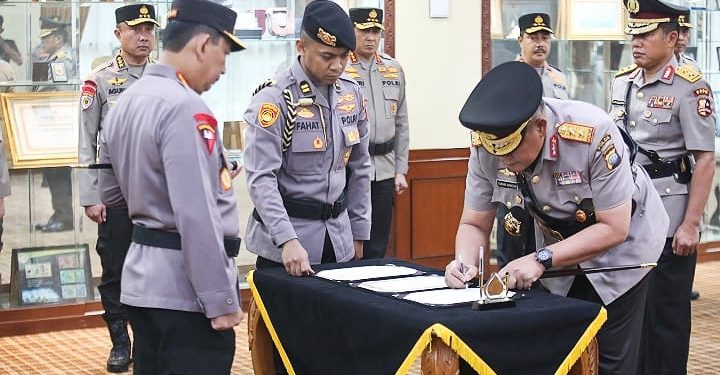 Kapolda Kepri Resmi Dijabat Irjen Pol Drs. Tabana Bangun, M.Si