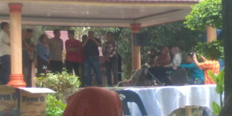 Cafe Pasonang Roha Sah  Diresmikan Oleh Pemiliknya, Rosul Rambe Beserta Ibu  Berikut Insan Pers se – Labuhanbatu