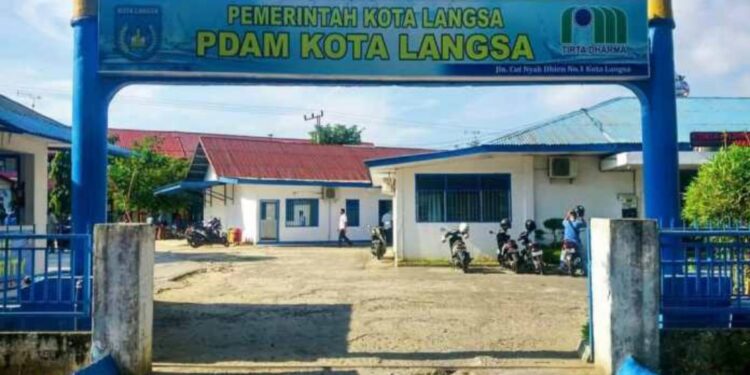 Perusahaan Daerah Air Minum (PDAM)  Tirta KeumuningTidak Mempunyai SPM