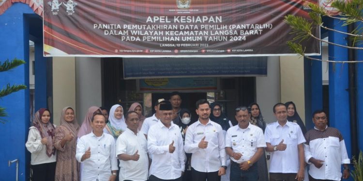 Plt.Sekda Kota Langsa Pimpin Apel Pagi Perdana Masuk Kerja