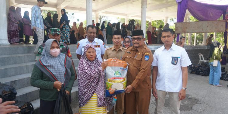 Pj.Walikota Langsa Buka  Pasar Murah Tanggap Inflasi Aceh Menyambut IDUL ADHA 1444 H / 2023 M