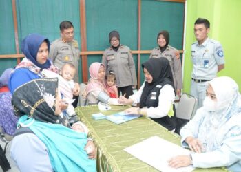 Menyambut Hari Jadi Polwan Ke-75, Polwan Polres Langsa Laksanakan Bakti Kesehatan