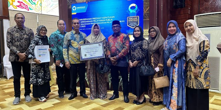 Pemko Langsa Menerima Penghargaan Penganugrahan Predikat Kepatuhan Penyelenggaraan Pelayanan Publik