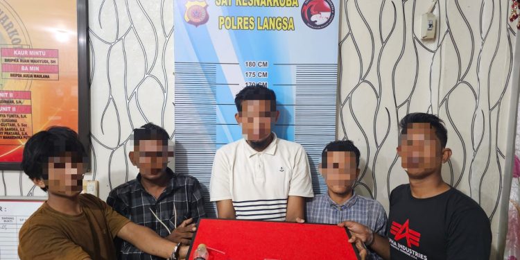 Pesta Sabu” Lima Pelaku Di Amankan Satres Narkoba Polres Langsa
