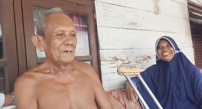 Sekertaris Baitul Mal Kota Langsa Jauwahir,SE,M.AP Berkunjung Ke Rumah Pak Rustam