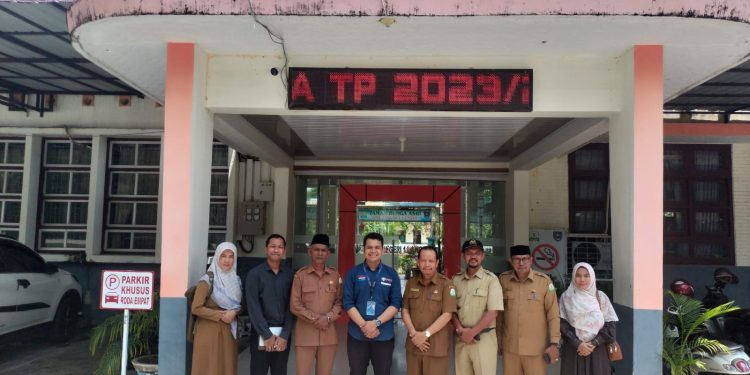 Walau di Guyur Hujan Tidak Menyurutkan Anak SMAN 1 Kota Langsa Untuk Meriahkan Pawai Alagoris