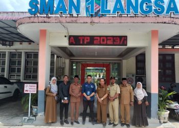 Walau di Guyur Hujan Tidak Menyurutkan Anak SMAN 1 Kota Langsa Untuk  Meriahkan Pawai Alagoris