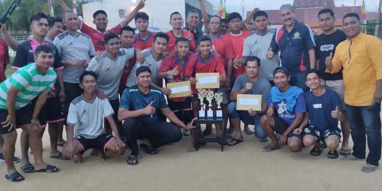 Dalam Rangka Memeriahkan HUT RI Ke-79 Lorong M.Daud Matang Seulimeng Gelar Turnamen Volly