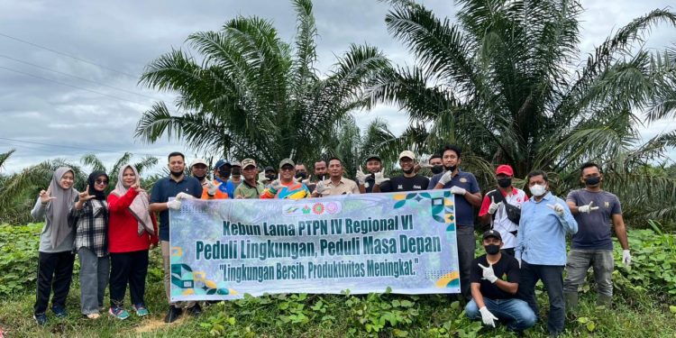 Serikat Pekerja Perkebunan (SP-BUN) PTPN IV Regional VI Kebun Lama Lakukan Kegiatan Gotong Royong